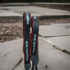 2 CANON CAMERA STRAPS EOS digital for Rebel T5i T2i T3i 70D T4i 7D 60D 5D