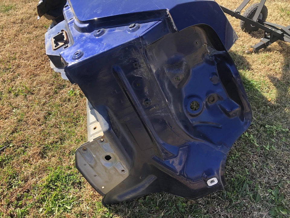 11-14 Ford Mustang GT OEM Factory Driver Rear Quarter Panel Trim - Image 4 of 4