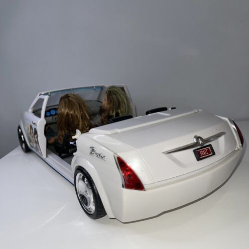 Bratz The Movie Limo Car No Dolls Included White Forever Diamonds Parts Damage - Picture 3 of 9