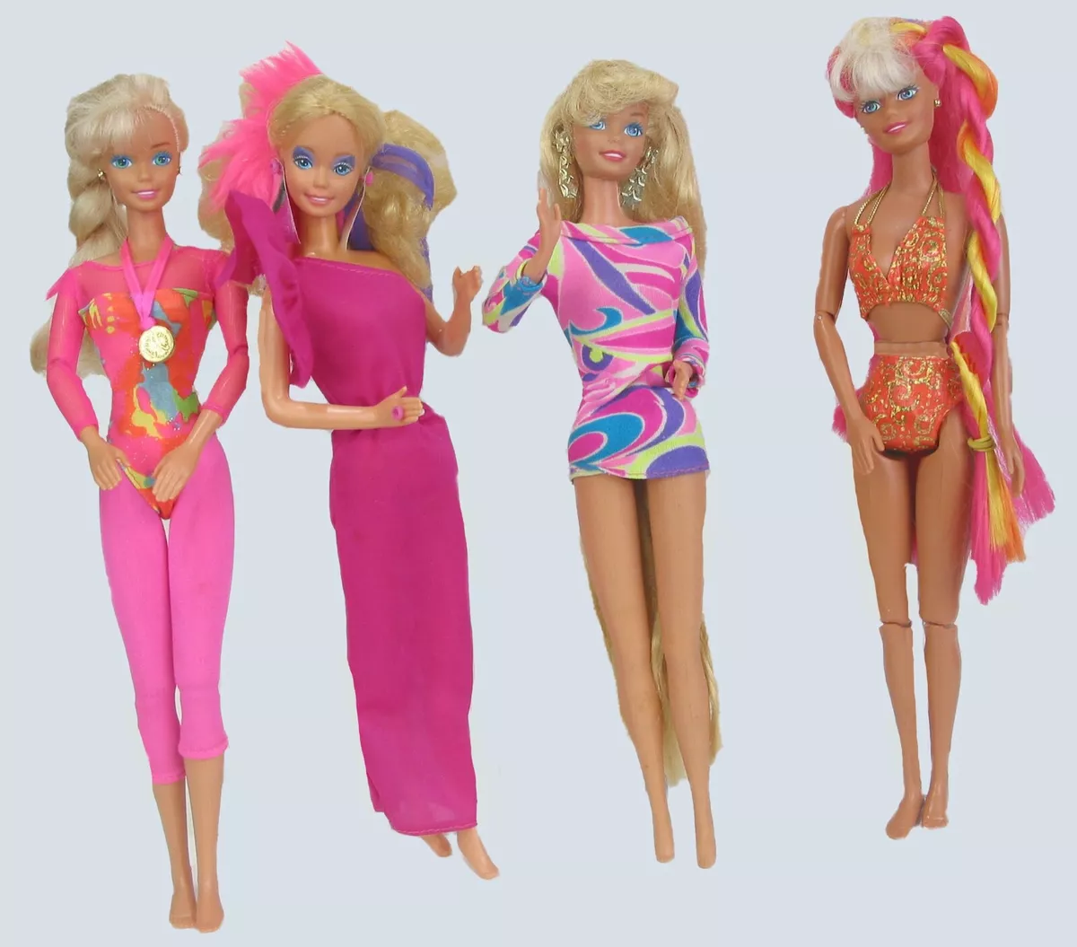 4 FUN BARBIES EXCELLENT ORIGINAL