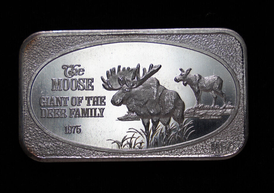 Vintage 1975 Moose Deer Hunting Trophy US Silver Corp 1oz 999