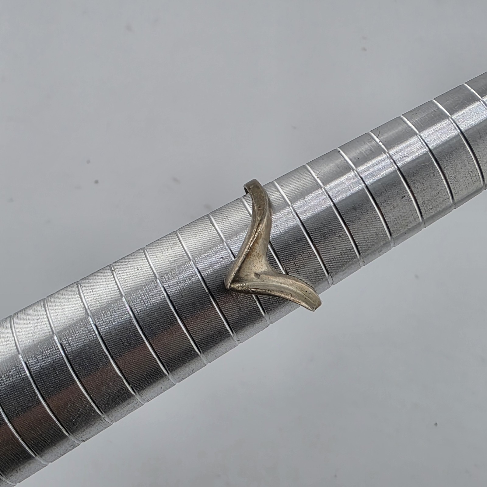 Sterling Silver Ring Solid 925 Chevron Vintage Pa… - image 1