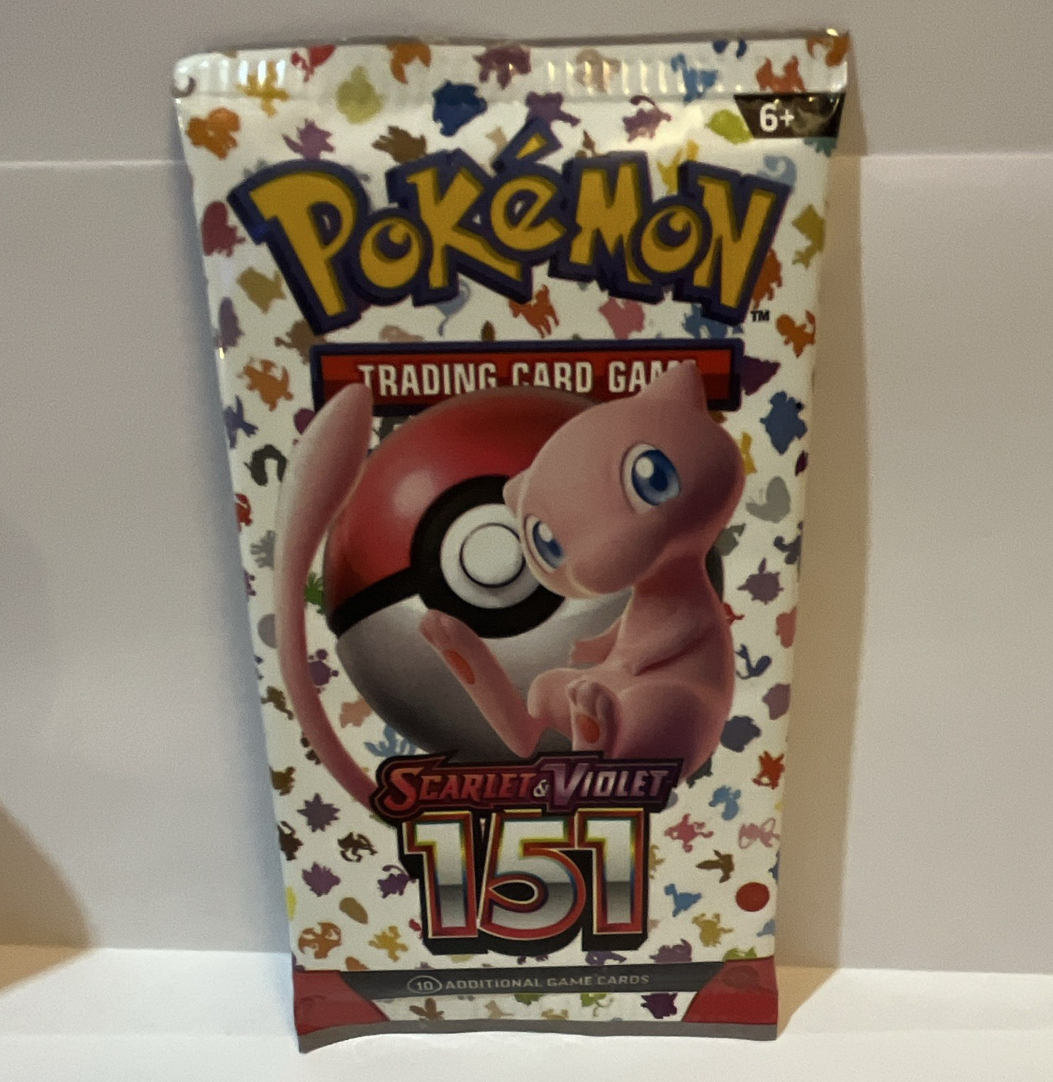 Pokémon TCG Scarlet & Violet 151 Booster Pack Mew - 10 Cards English (1 Pack)