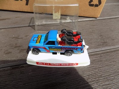 Guisval No 46 Patrol Moto-Club Asistencia Toy Truck  & Motorcycles - Case  Spain