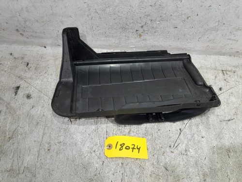 Battery box tray cover