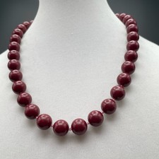 Vintage VTG Deep Red Beaded Necklace Chunky Acrylic Beads Gold Clasp 16" Choker