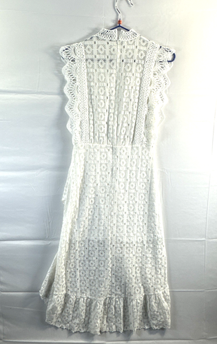 I Saw It First Lace Dip Hem Dress Size 8 Women White Sleeveless Half Lined Zip - Picture 2 of 9