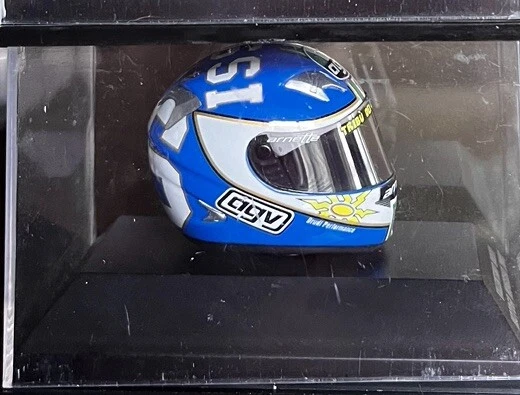 MINICHAMPS 1/8 VALENTINO ROSSI 2003 MOTO GP AGV BIKE HELMET - Image 2 of 4