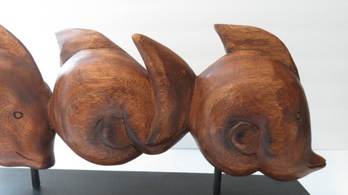 3 pesci grandi scultura in legno intagliata a mano su base in legno stile MCM - Foto 8 di 10