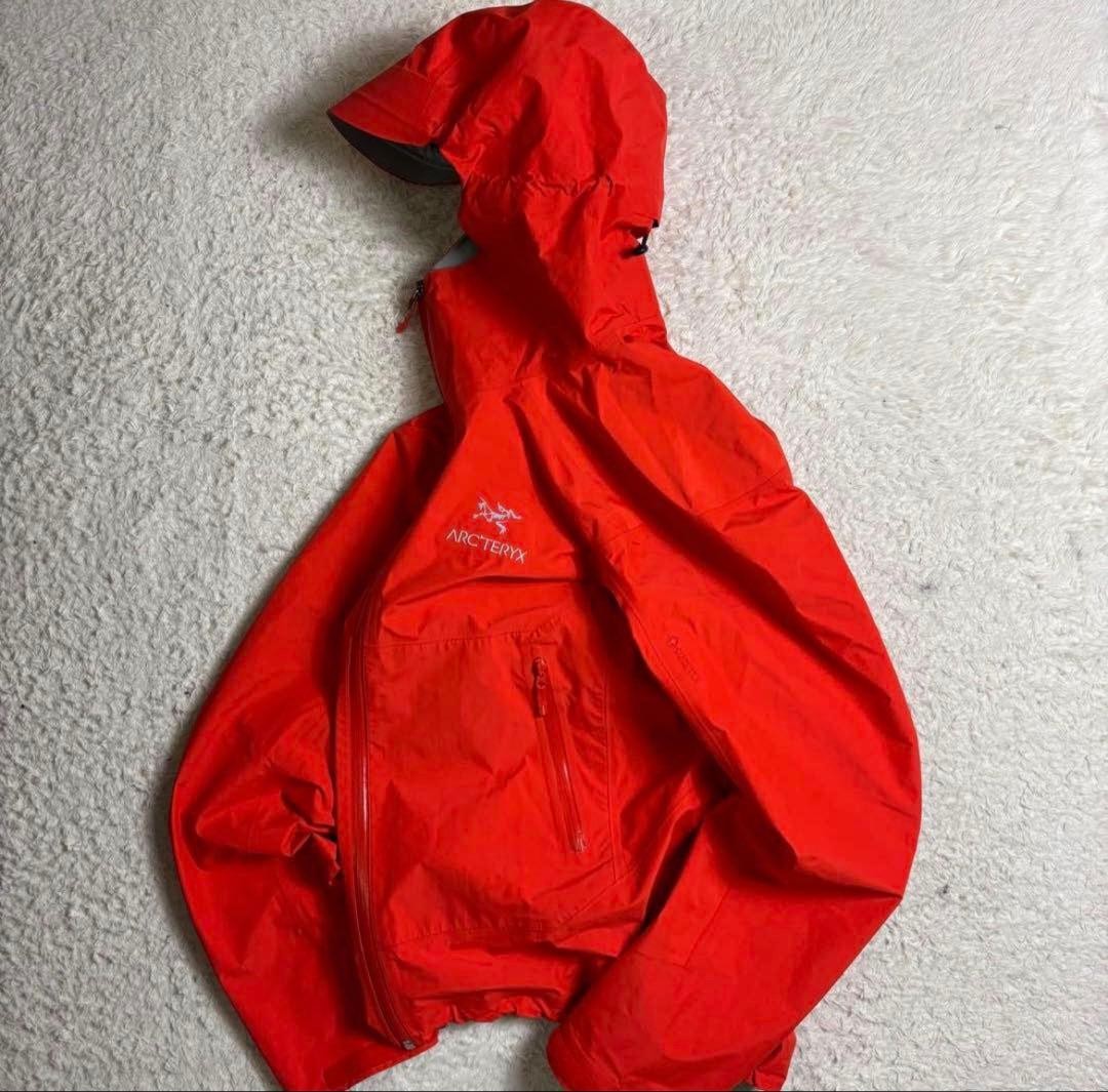 ARC'TERYX Mountain Parka Red thumbnail 2