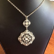 Large Liz Claiborne Vintage Style Filigree Ne...