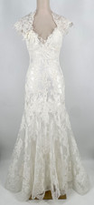 Allure Bridals $2.5K women's size 6 floral lace wedding gown sample dress ivory
