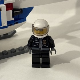 Lego City No. 7741  Police Helicopter Building Toy 100% Complete With Manual