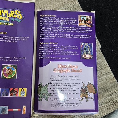Gargoyles The Movie: The Heroes Awaken + Board Game Vintage VHS 1994 COMPLETE - Picture 4 of 8