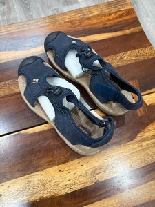 Fashion 7236 Summer Men'S Sandals Beach Shoes Closed Toe Slip-On