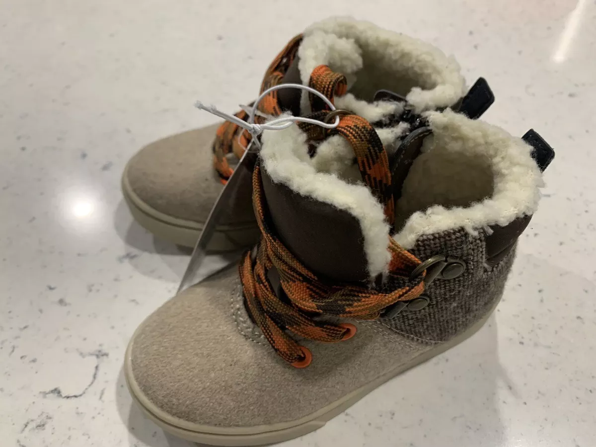 Toddler boy top fur lined boots