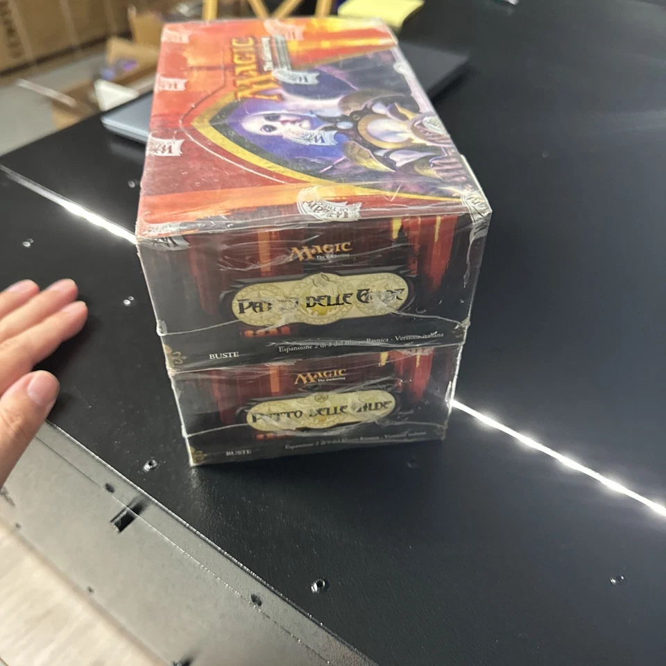 MTG Magic The Gathering Italian Guildpact Booster Box Factory Sealed 2 AVAILABLE - Image 4 of 4