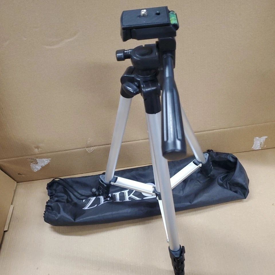 Zeikos Collapsible Tripod Camera, Camcorder, Level Bubble, Carrying Case EQ 025 - Image 4 of 4