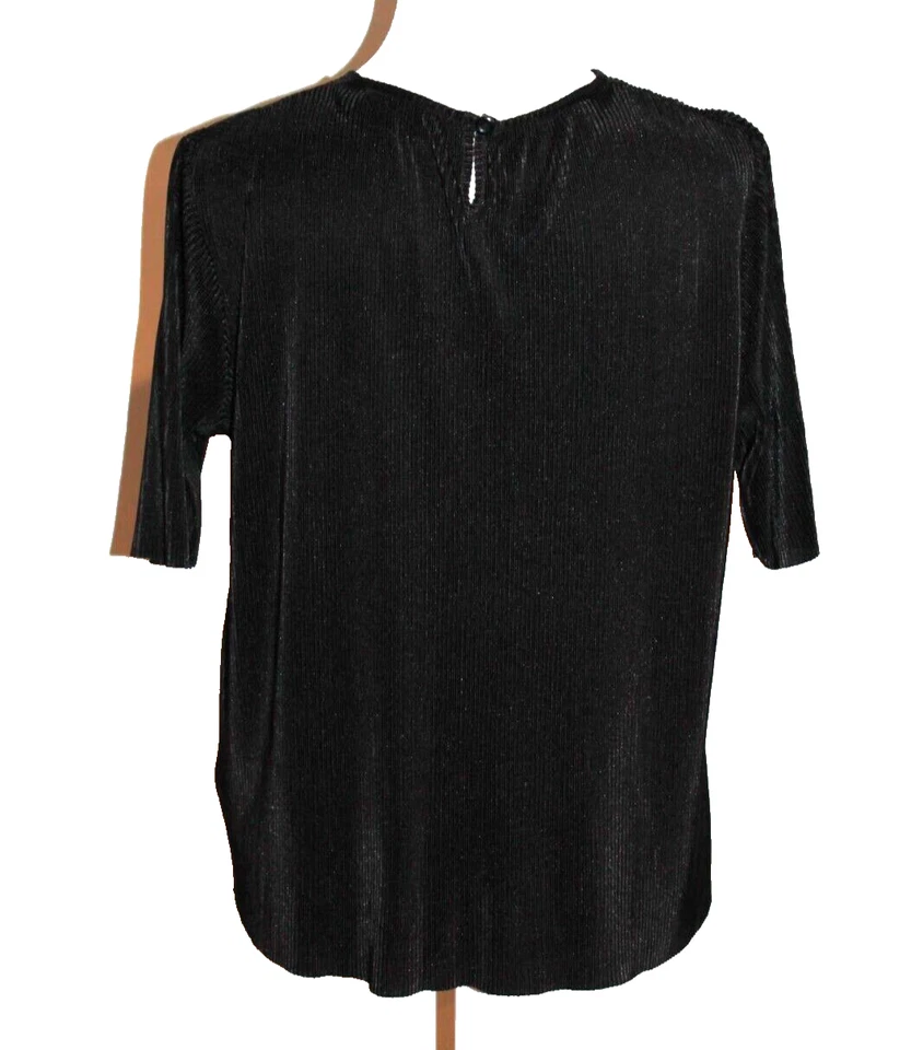The Fifth Label Black Top Woman's Blouse Ribbed 1/2 Sleeve Size Medium M - Image 2 of 2
