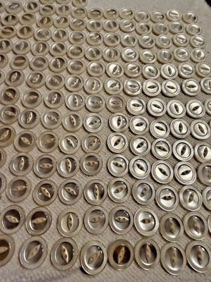 Lot of 84 Vintage Pearlized White Shank Buttons 11/16'' (18mm) Rope Edge Matching