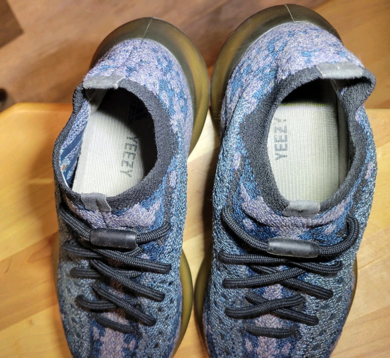 Adidas Yeezy Boost 380 Covellite Blue & Black Kanye West Men's Shoes Size 6 thumbnail 11