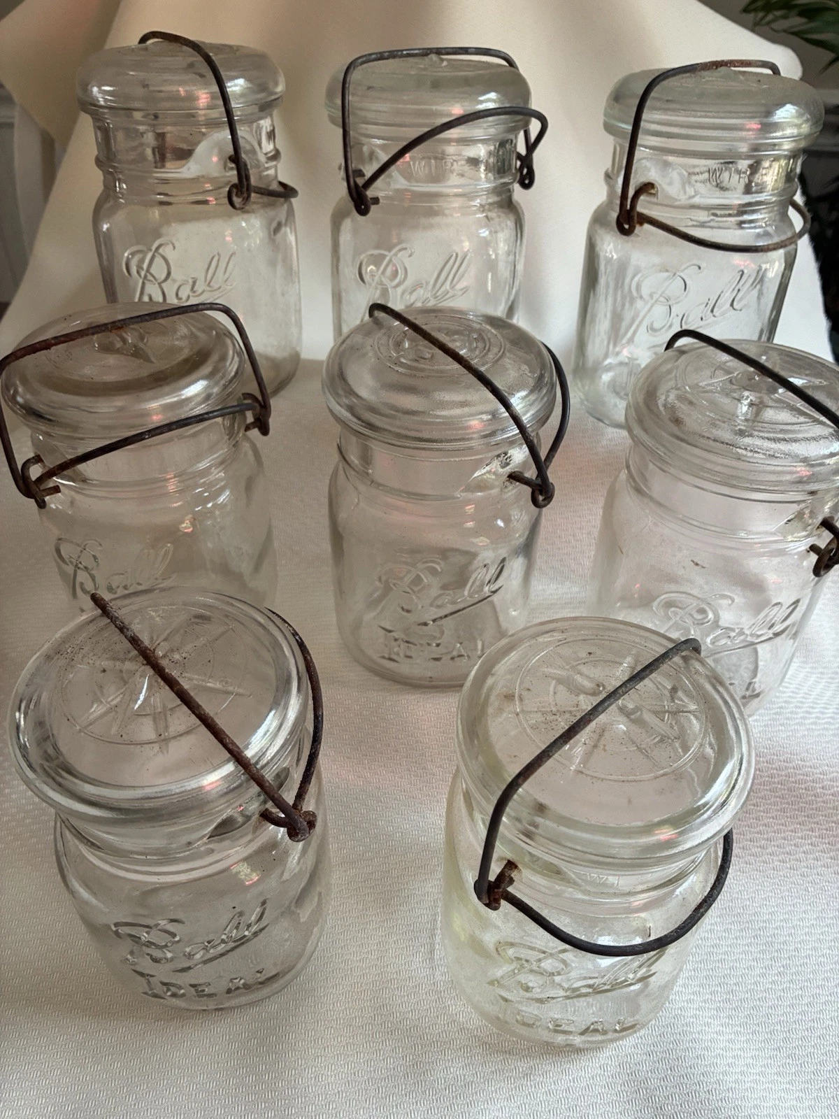 SET OF 8 VINTAGE 1933-1960 CLEAR GLASS BALL IDEAL PINT CANNING JARS