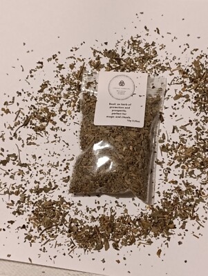 Dried Basil leaves
