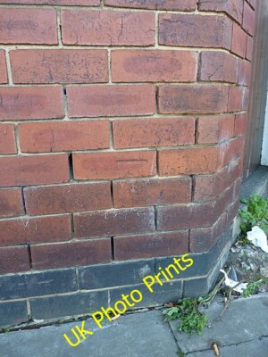 Foto 6x4 OS Benchmark - Burton-on-Trent, 31 Lichfield Street Burton upon c2015