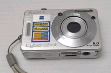 Sony Cyber-shot DSC-W50 6.0Mp Camera Silver PARTS OR REPAIR