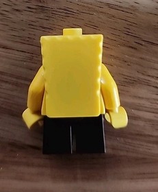 LEGO  Spongebob Squarepants smile & squint minifigure 3834 Bikini Bottom