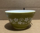 Vintage Pyrex #401 Spring Blossom Green Crazy Daisy 1.5 Pt Nesting Mixing Bowl