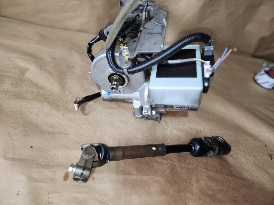 Модуль и вал комплекта электроусилителя руля для Nissan Sentra EPAS 2007-2012 годов выпуска - Изображение 4 из 4