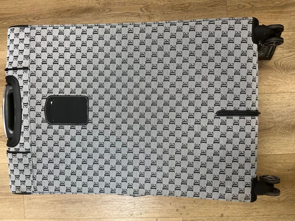 LONDON FOG SIGNATURE COLLECTION 28" EXPANDABLE BLACK AND GREY MONOGRAM LUGGAGE - Image 4 of 4