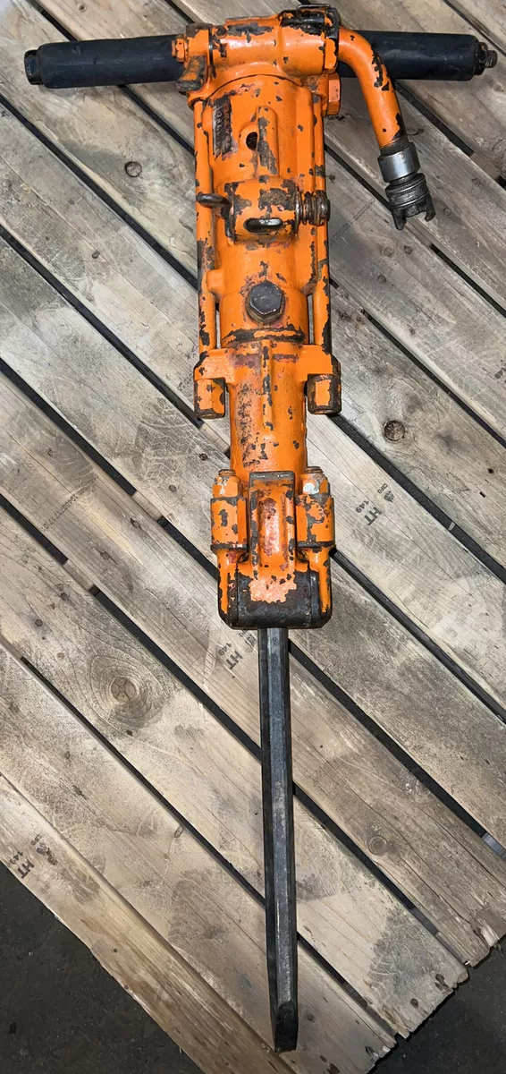 Chicago on sale pneumatic breaker