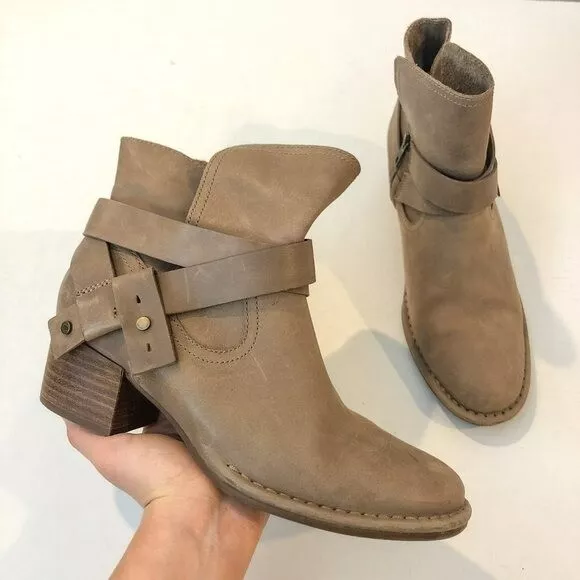 Ugg elora best sale boot chestnut