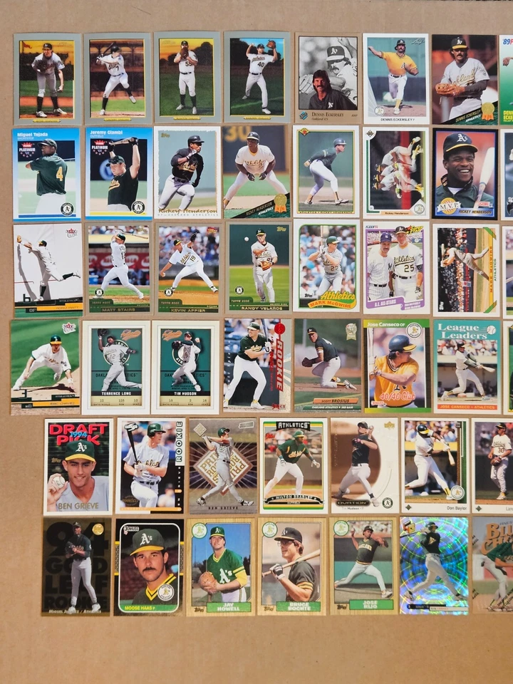 Lote 70 tarjetas de béisbol de atletismo de Oakland sin duplicados McGwire Canseco Henderson Foto 2 de 4