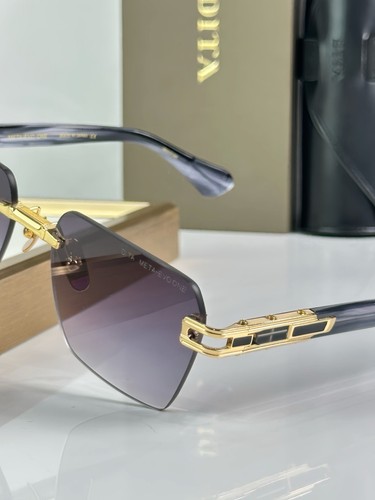 DITA DTS147 Meta Evo One Rimless Sunglasses 56-17-145 Grey Gradient Lens Luxury - Picture 3 of 7