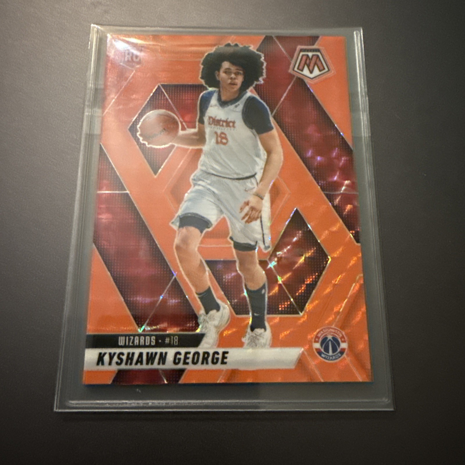 2024-25 Panini Mosaic - Kyshawn George #247 Red Fluorescent Prizm /75 RC