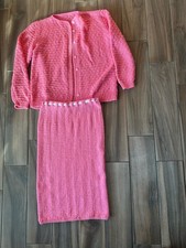 Vintage 1970s Pink Knit Matching Sweater and Skirt 2-Piece Set  XS/S