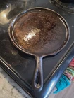 Unmarked NO. 8 Cast Iron Round GRIDDLE possibly Lodge or prison foundry