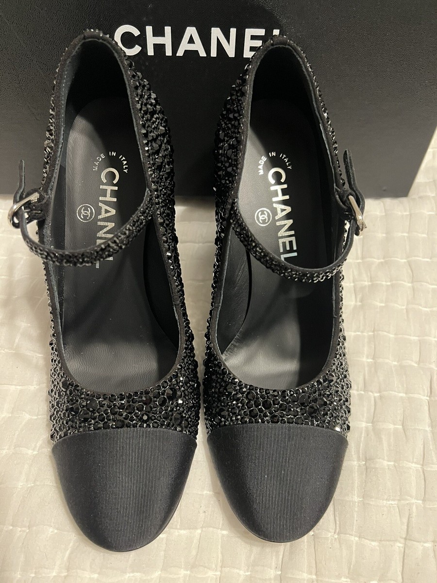 CHANEL CC logo Crystals & Pearls Pumps Mary Jane | eBay CHANEL CC logo Crystals & Pearls Pumps Mary Jane | eBay