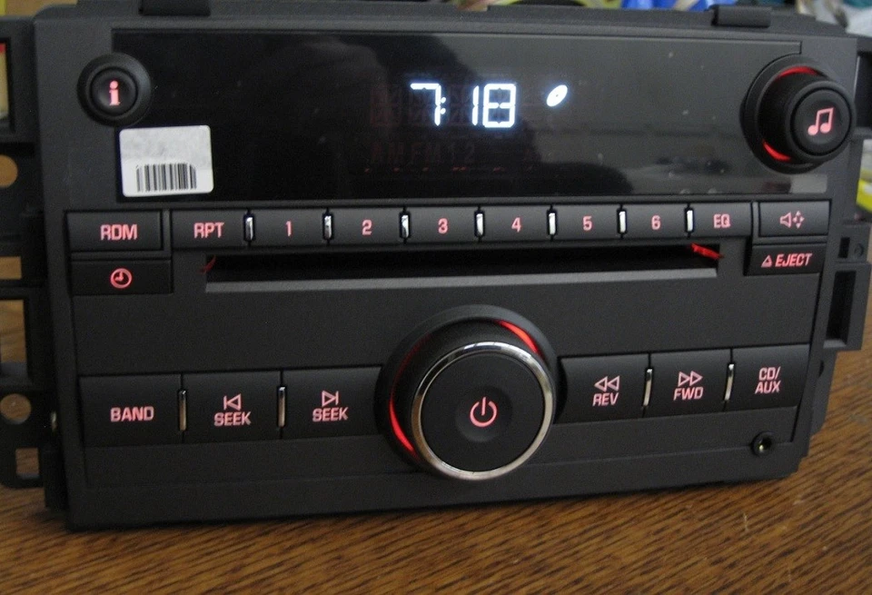 Camión GMC Sierra Silverado 2007-2013 nuevo desbloqueado con radio CD 3,5 iPod MP3 IN Foto 3 de 4