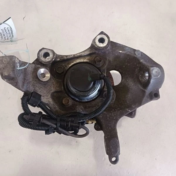 Conjunto de nudillo husillo de pasajero delantero derecho Ford Crown Victoria 2003-2011 OEM Foto 2 de 2