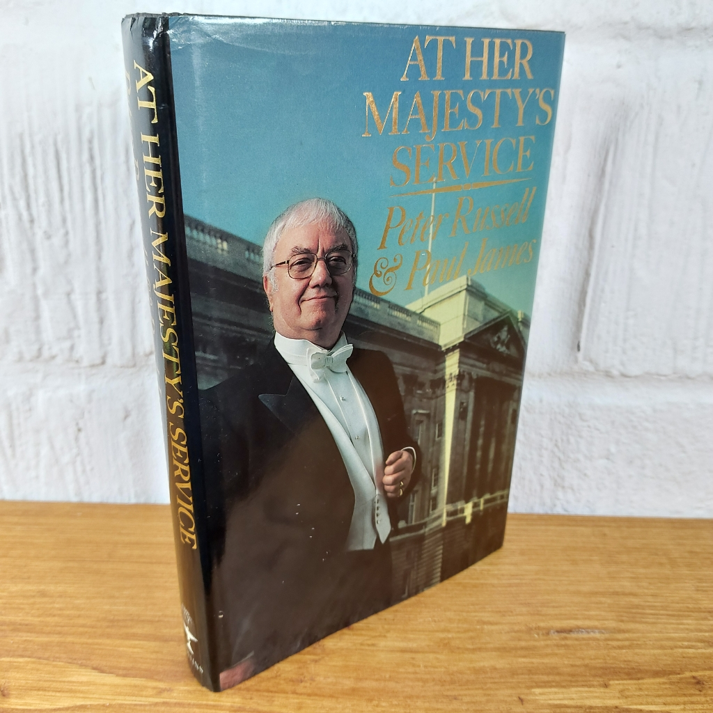 At Her Majesty's Service by Paul James, Peter Russell (Hardcover, 1986)