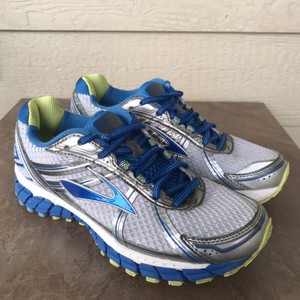 brooks adrenaline gts 15 womens black