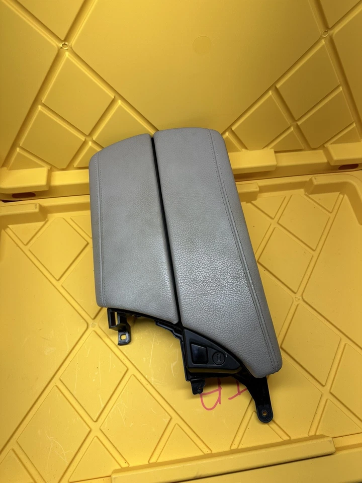 BMW F10 528i 535i 550i xDRIVE 2011-2016 consola central reposabrazos tapa OEM Foto 2 de 4