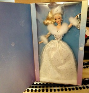 Christmas / Holiday Winter Reflection Barbie 2002 NIB | eBay