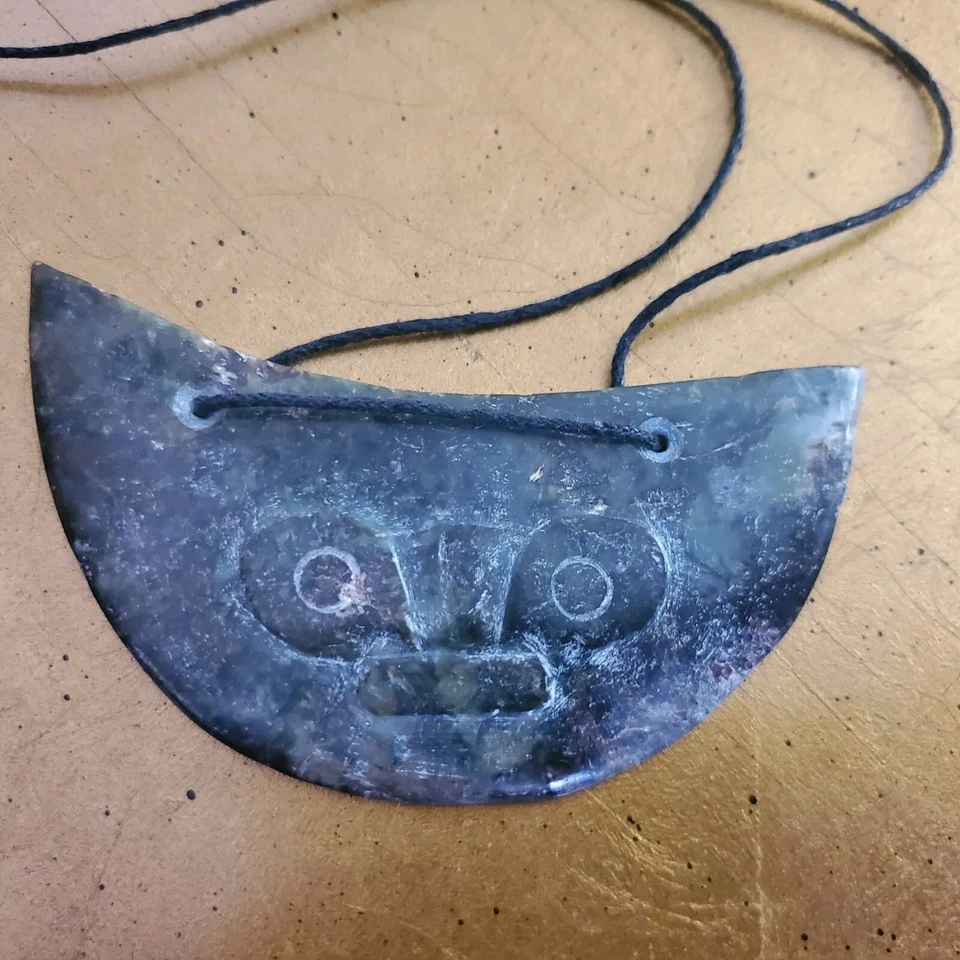 Colgante Liangzhu Cultura Yuhuang Jade Antiguo Período Cultura Neolítica  Foto 4 de 4