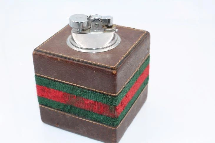 De colección Gucci De Italia 1970 Cubo Cuero Encendedor Caja Mesa ¡RARO! Foto 4 de 4