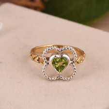 925 Silver And Gold Mix Floral Ring With Peridot Heart Cut For Anniversary Gift